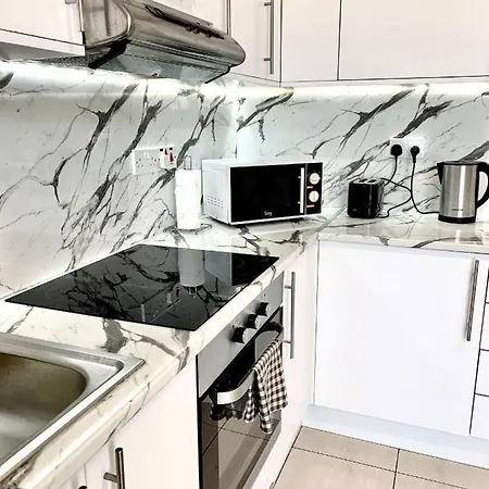 Διαμέρισμα Diana Townhouse 1 *